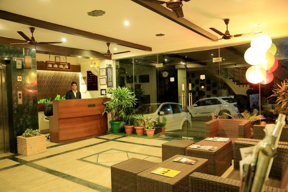 Lans Castle Hotel Лансдаун Екстериор снимка