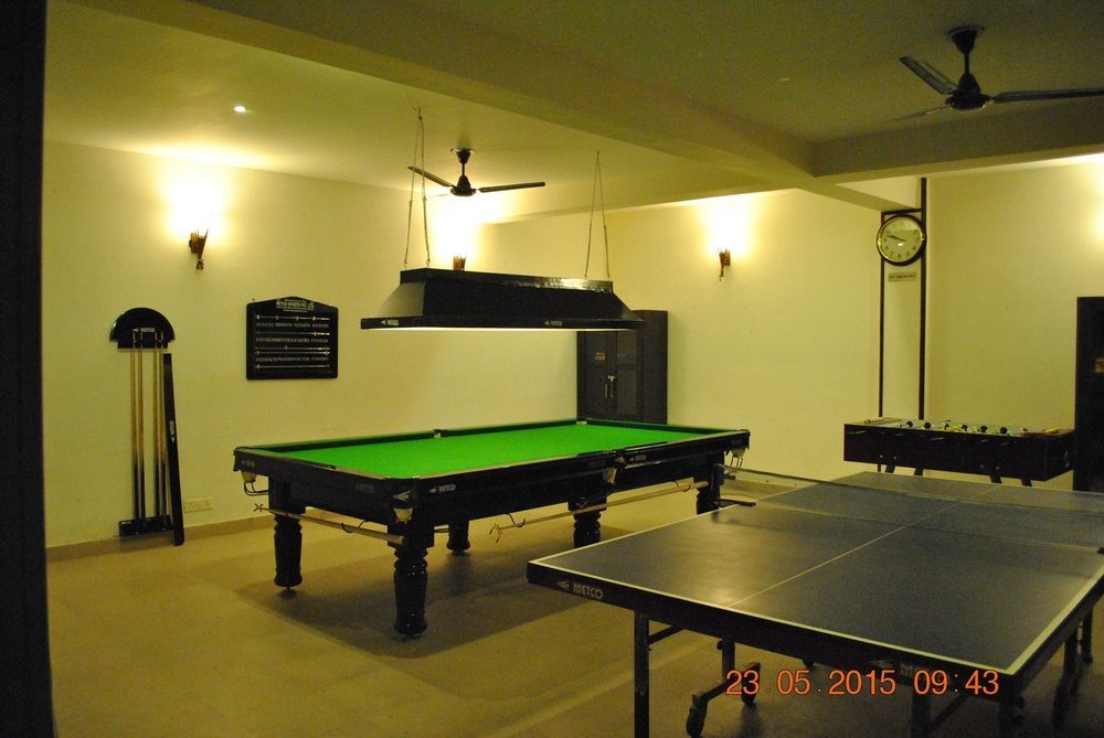Lans Castle Hotel Лансдаун Екстериор снимка